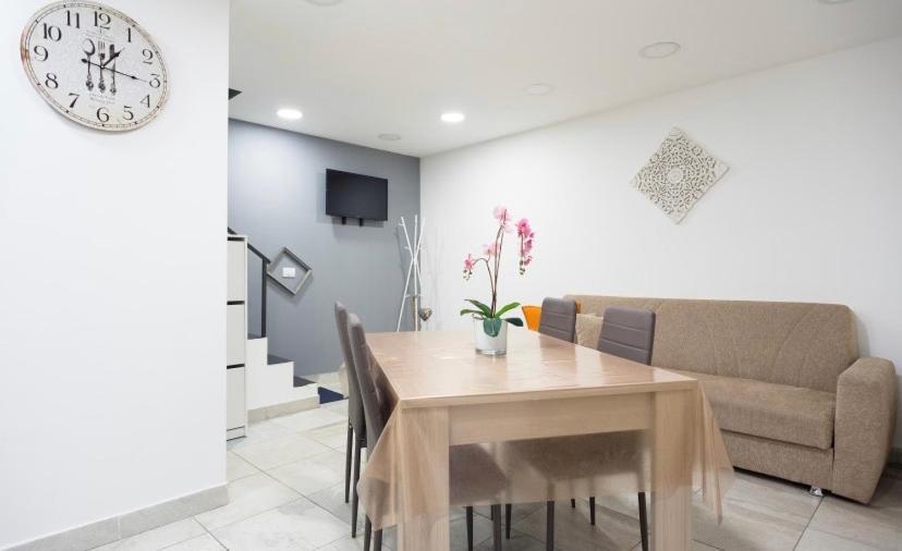 Graphite House Apartment Napoli Bagian luar foto